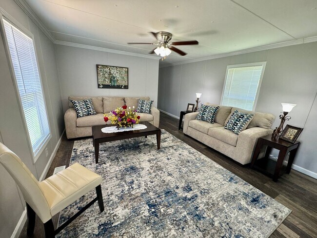 Photo - Furnished Convenience - Clean Clean Clean!