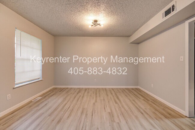 Photo - REMODELED 2 Bed 2 Bath 1 Mile West from Campus!