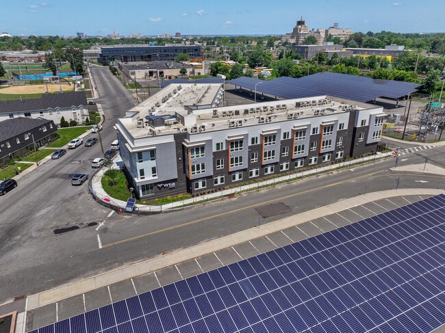 Photo - Oliver Station