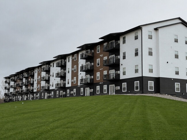 Building Photo - Hillside Apartments