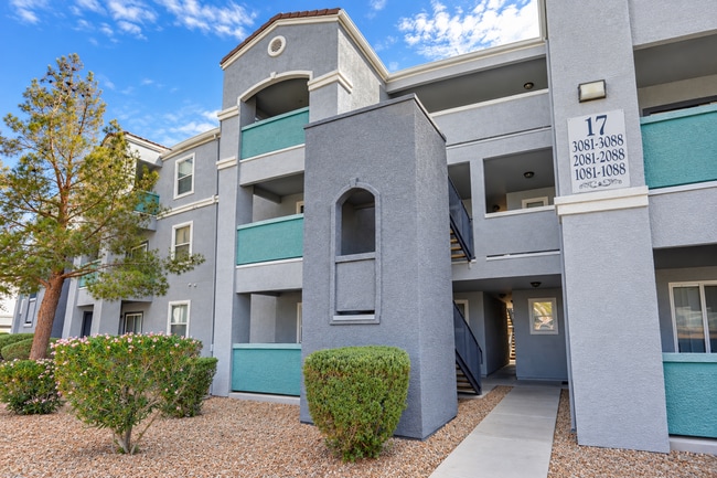 Building Photo - 6955 N Durango Dr Unit 2083