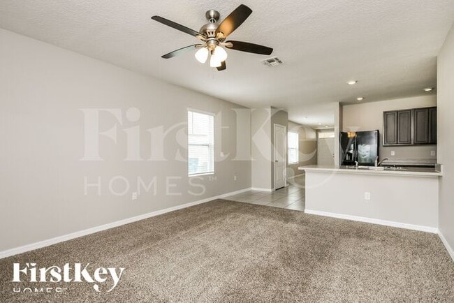 Photo - 621 Squires Grove Dr