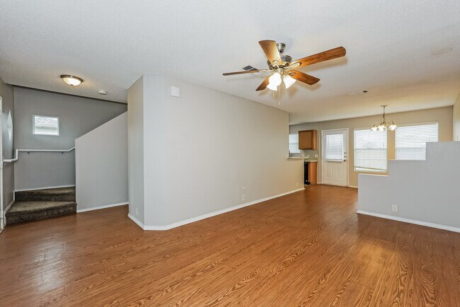 Photo - 9722 Michelle Dr