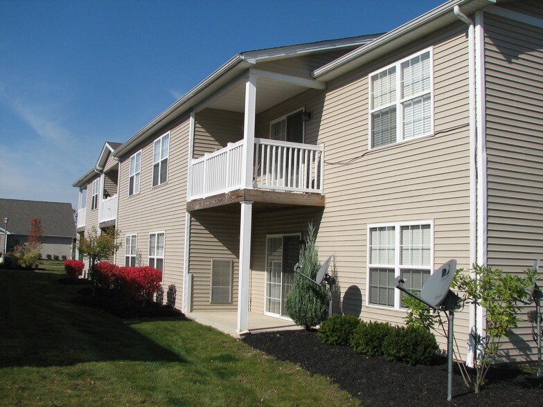 Evergreen Terrace Apartments For Rent in Youngstown, OH