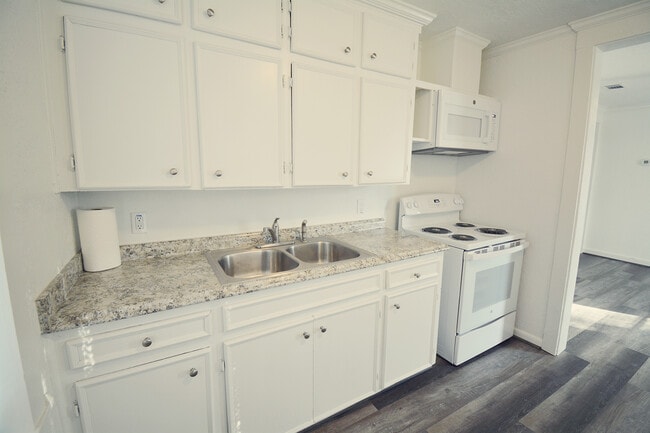 Photo - 514 W Jefferson St