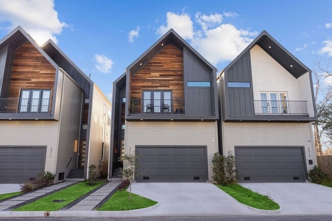 Building Photo - 3513 Castor St