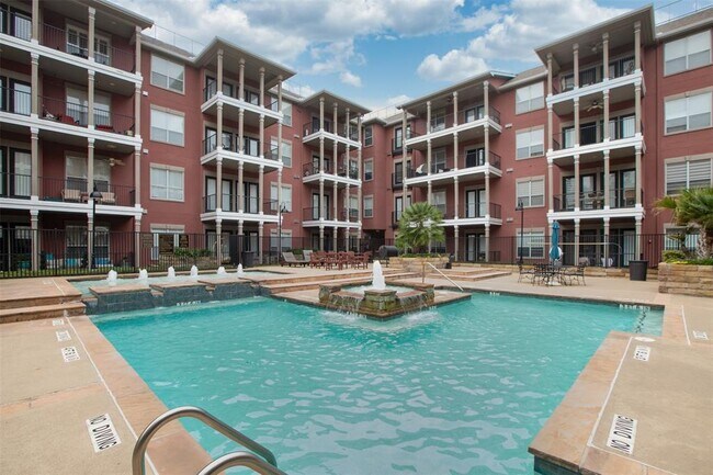 Photo - 2400 McCue Rd Unidad 445 Rental