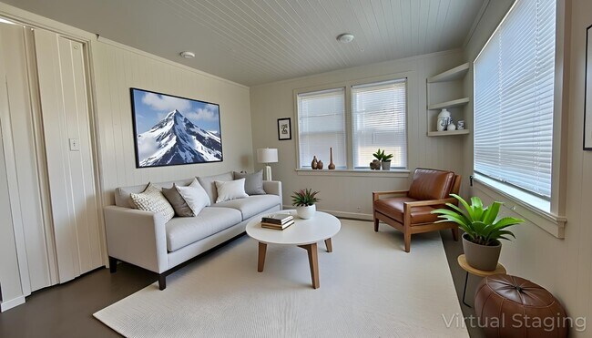 Photo - 307 9th St SE