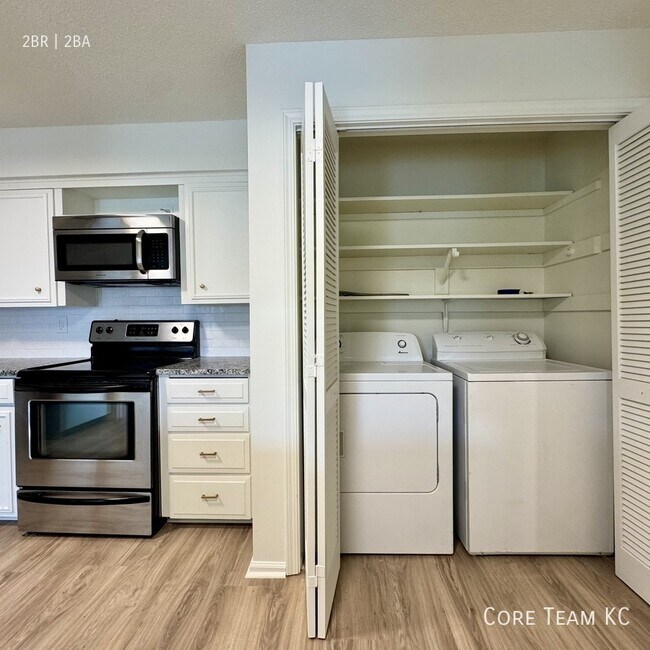 Photo - 2900 W 53rd St Unit 203