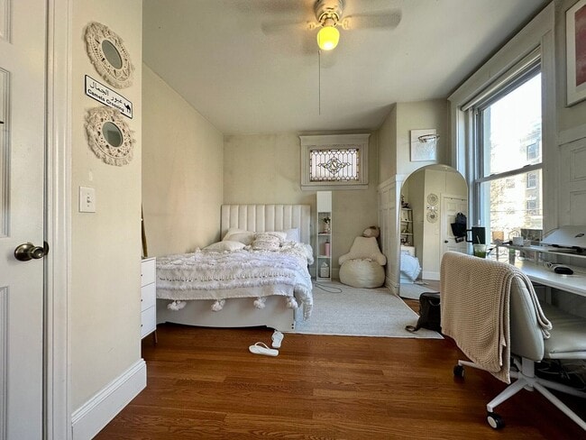 Photo - 182 St Paul St