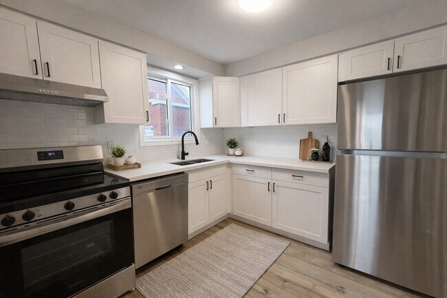 Photo - 105 Morgan Avenue Kitchener Ontario N2A 2M4 Unité 2