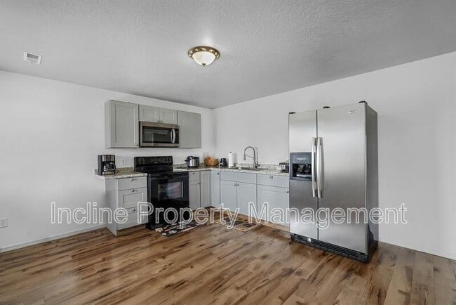 Photo - 3538 Sharp Shinned Trail