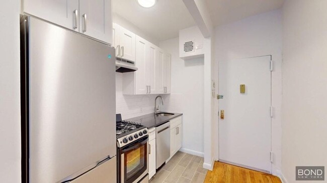 Building Photo - 1 bedroom in Manhattan NY 10022 Unit 1