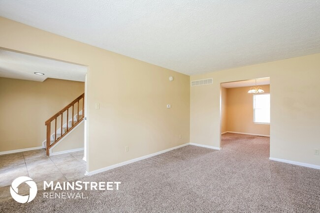 Photo - 1663 Rogers Cir