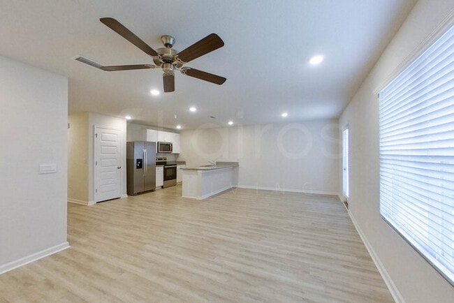 Photo - 4739 Malay Cir