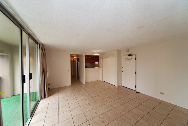 Photo - 430 Keoniana St Unit 1114