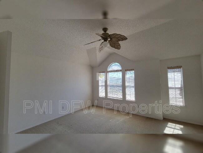 Photo - 822 Kipling Dr