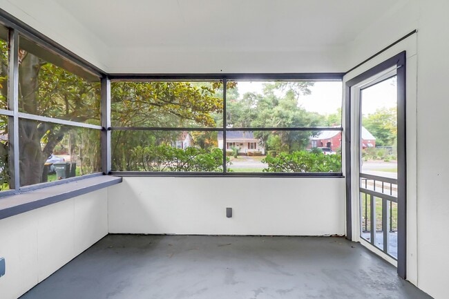 Photo - 1513 E 37th St