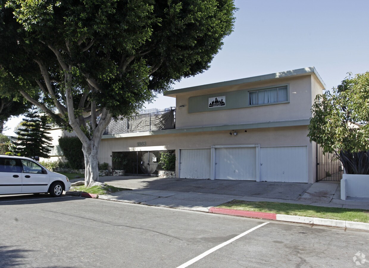 1863 10th St. - 1863 10th St.