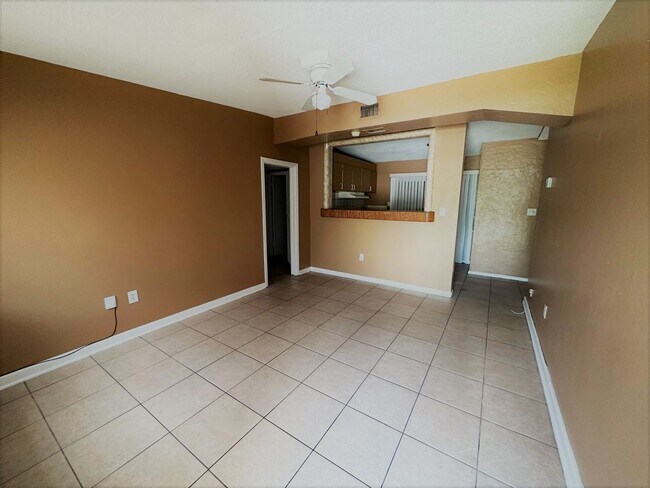 Photo - Lovely 3 bedrooms 1 bath single-family home located in Orlando FL!