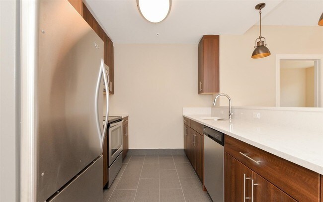 Building Photo - 100 Marshall St Unit 214 Rental