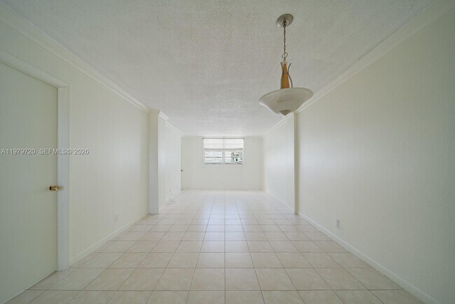 Photo - 2903 N Miami Beach Blvd Unit 1006