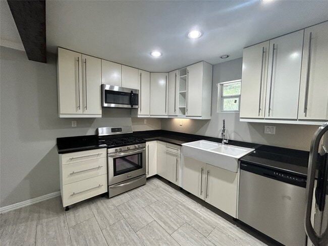 Photo - 219 Marshall St Unit 104