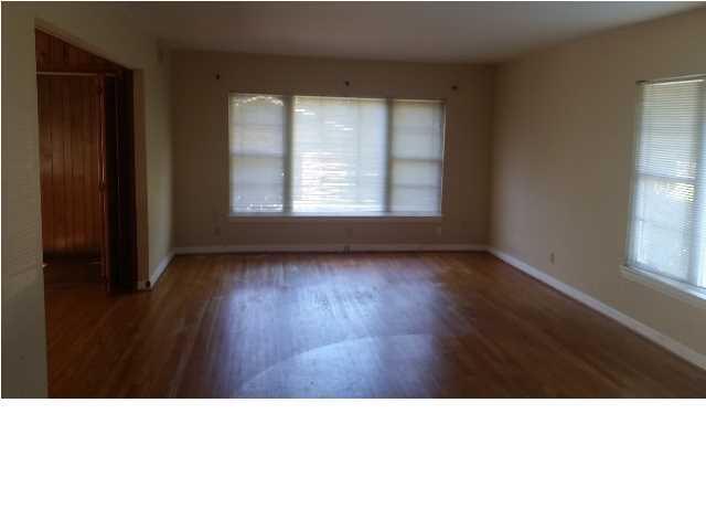 Photo - 282 Jackson Blvd