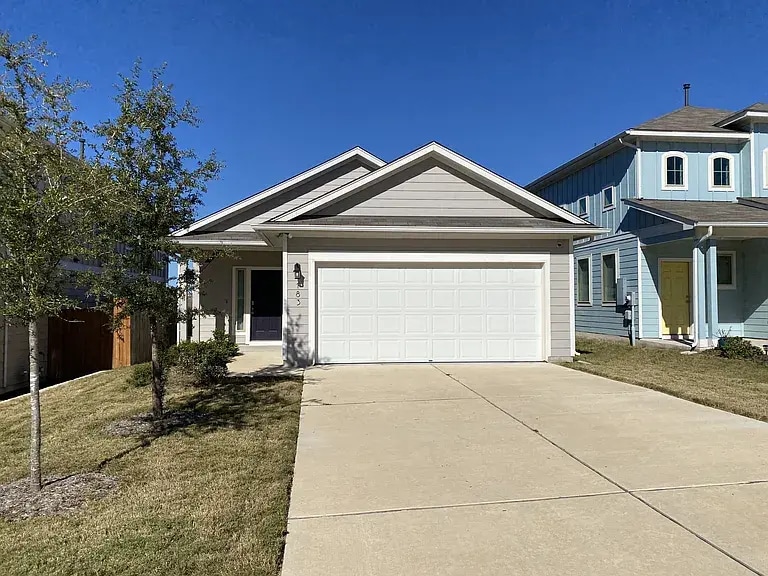 Front - 183 Guemal Rd