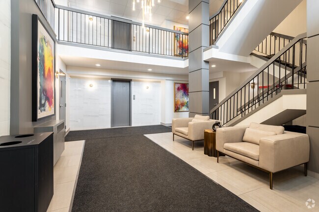 Photo - Redwood Court