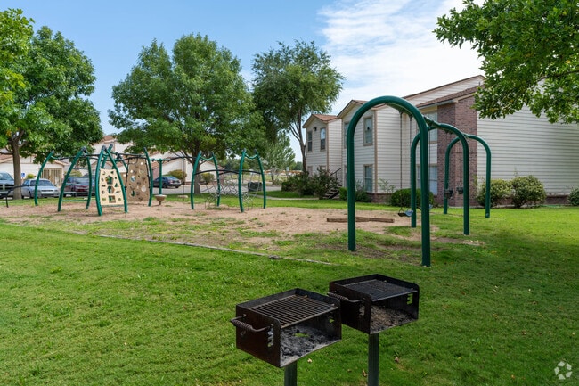 PicPicnic Area - Mesa Verde - FREE Utilities