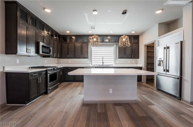 Photo - 8115 Carpenter Creek Ave