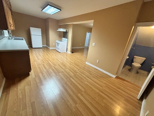 Photo - 209 S Chauncey St