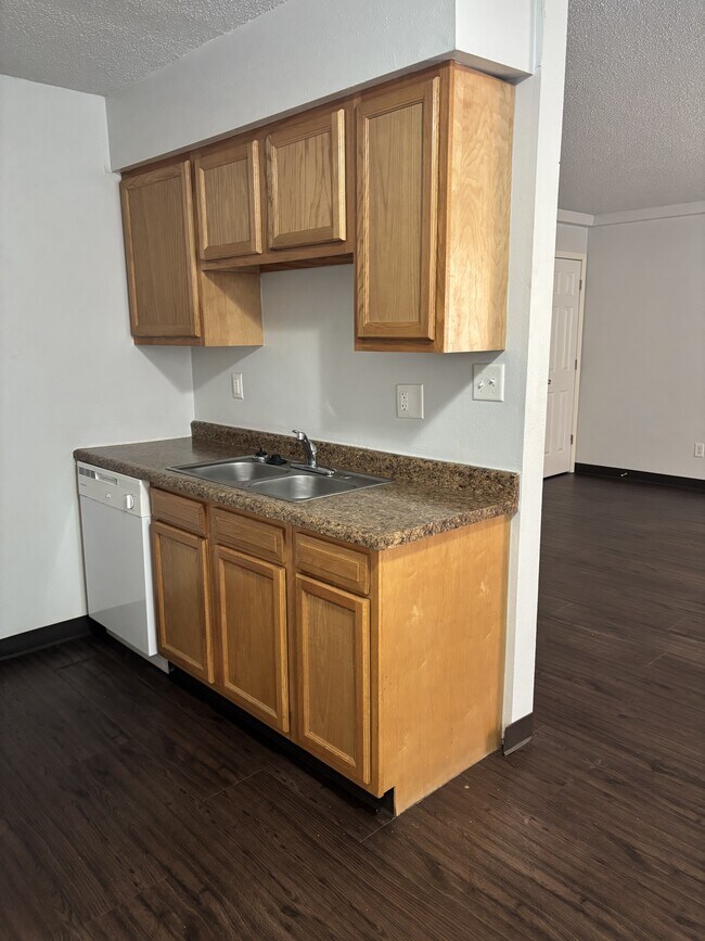 Photo - 1611 Center Point Rd NE Unidad 1611-08