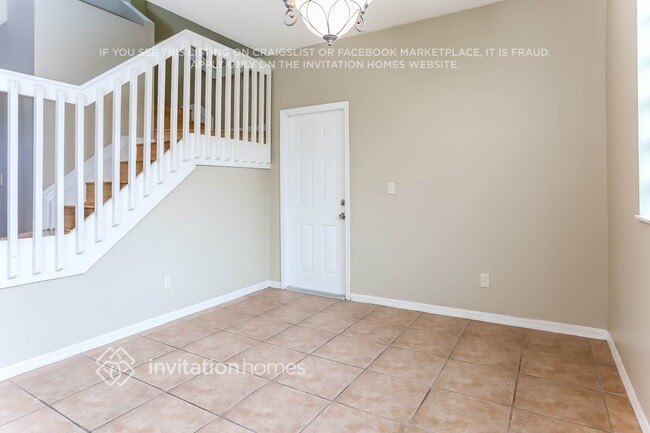 Photo - 10621 SW 14th Ct