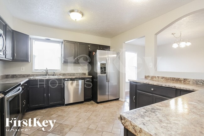 Photo - 7724 Gullit Way