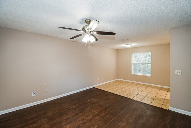 Photo - 1508 Golf Forest Dr