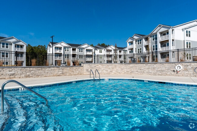 Madison Wakefield pool - Madison Wakefield