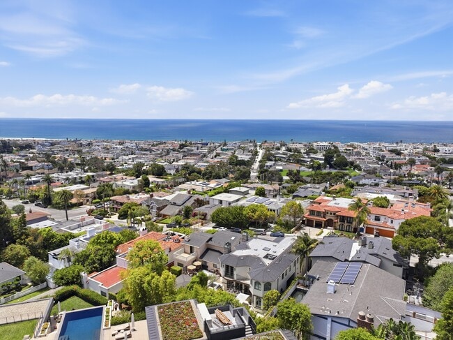 Photo - 108 S Poinsettia Ave