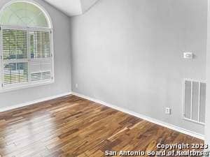 Photo - 71 Wolfeton Wy