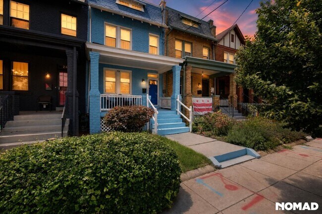 Building Photo - 2630 10th St NE