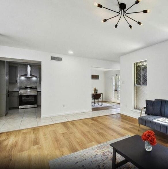 Photo - 11821 Petal Dr
