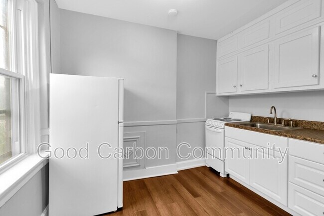 Photo - 870 Lafayette Ave Unidad 108