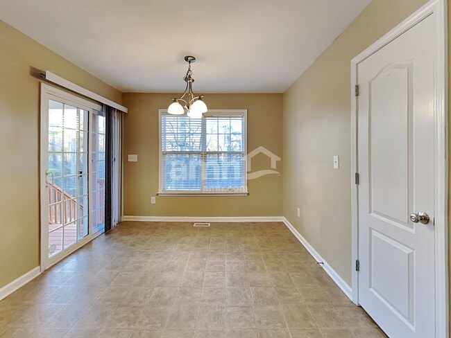 Photo - 1067 S Willhaven Dr