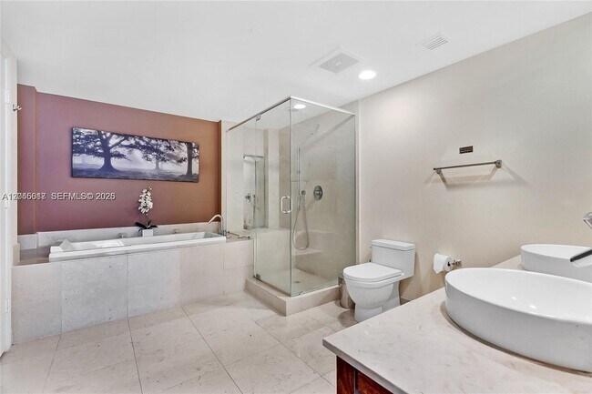 Photo - 485 Brickell Ave Unit 3602