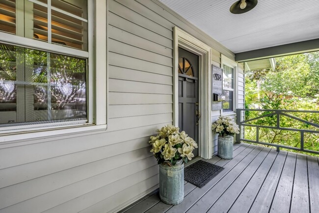 Photo - 934 21st Ave N