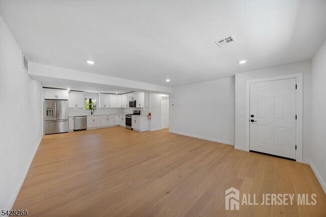 Photo - 3 Meadow Rd