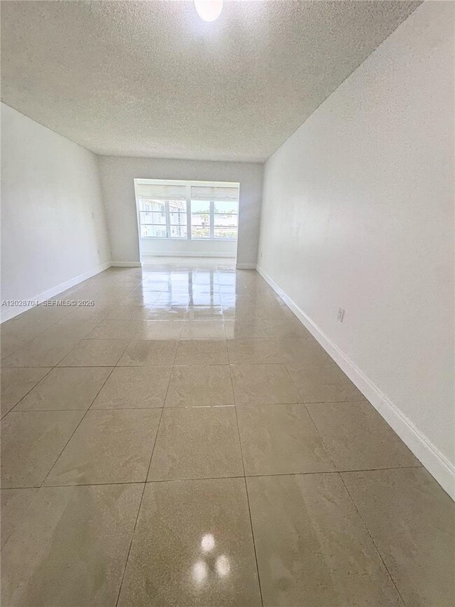 Photo - 8110 Sunrise Lakes Blvd Unit 307