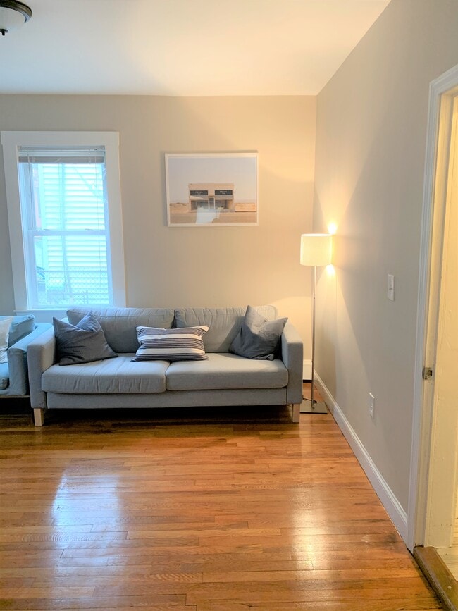 Photo - 158 Otis St Unit 1