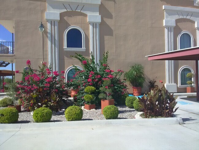 Photo - 804 Jason Cir